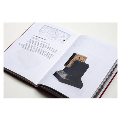 Sigmund Freud's Desk - Ro Spankie Book